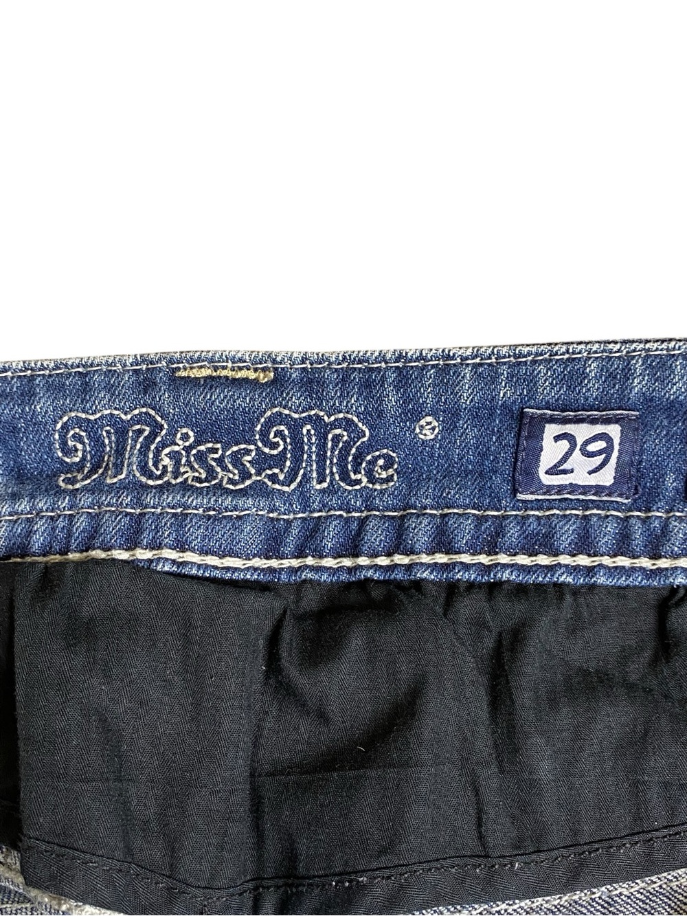 Miss Me Embellished Embroidered Capri Jeans Women’s size 29 - Picture 6 of 16